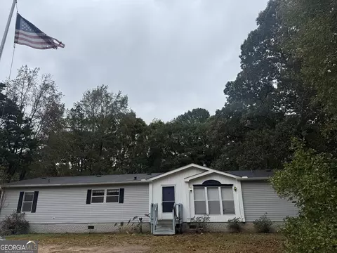 105 Skyline Dr, Hampton, GA 30228