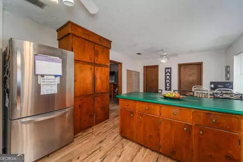 Kitchen - 2656 Ware St, Blackshear, GA 31516 photo 1 of 3