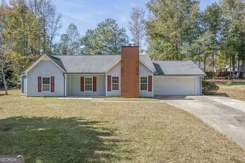 35 Pine Grove Cir, Newnan, GA 30263
