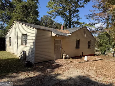 Exterior - 616 S Harlem Cir, Lagrange, GA 30241 photo 2 of 3