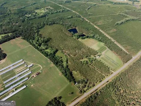 9027 Ga Highway 144 NE, Surrency, GA 31563