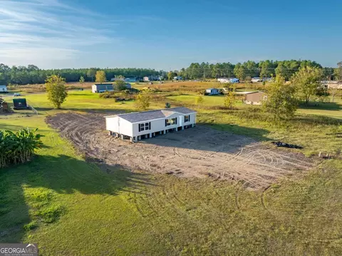 102 Courtney Cir #N/A, Sumner, GA 31789