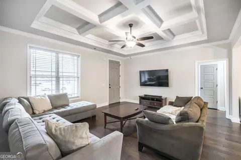 Living - 112 Dora Ln, Byron, GA 31008 photo 1 of 1