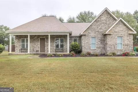 112 Dora Ln, Byron, GA 31008