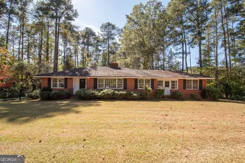 350 Forrest Ave, Fayetteville, GA 30214