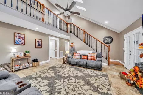 Entry Way - 620 Hatchee Ridge Rd, Dublin, GA 31021 photo 3 of 6