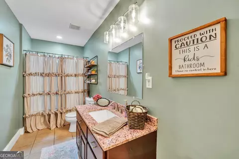 Bath - 620 Hatchee Ridge Rd, Dublin, GA 31021 photo 3 of 4