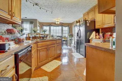 Kitchen - 150 Charleston Pl, Covington, GA 30016 photo 1 of 2