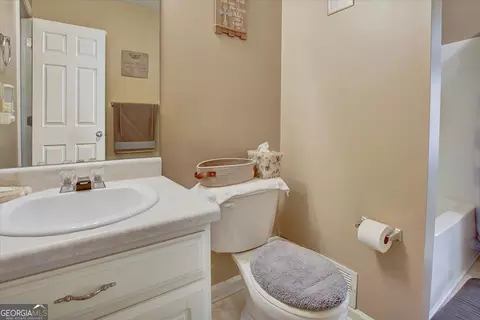 Bath - 150 Charleston Pl, Covington, GA 30016 photo 1 of 4