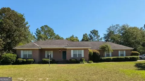 775 Catherine St, Jesup, GA 31546