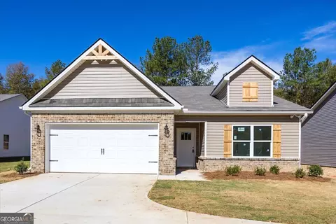122 Allan Green Dr, Gray, GA 31032