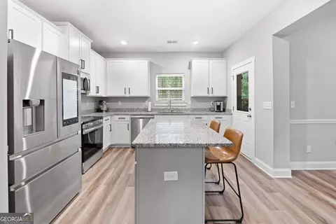 410 Strickland Loop, Forsyth, GA 31029 photo 12