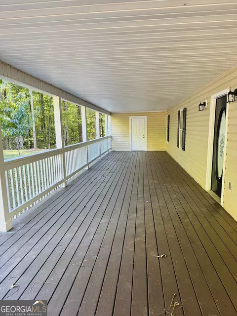 Exterior - 1516 Stark Rd, Jackson, GA 30233 photo 6 of 12