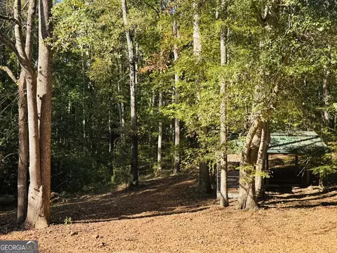 Exterior - 1516 Stark Rd, Jackson, GA 30233 photo 3 of 12