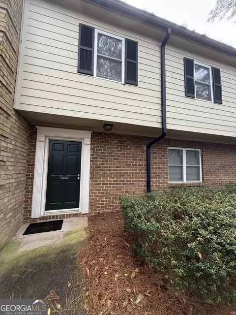 330 Winding River Dr #G, Sandy Springs, GA 30350
