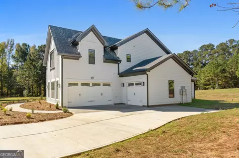 Exterior - 259 Massengale Rd, Brooks, GA 30205 photo 7 of 10