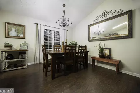 Dining - 305 Edgemont Dr, Lagrange, GA 30240 photo 2 of 2