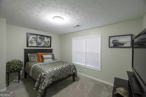 Bedroom - 305 Edgemont Dr, Lagrange, GA 30240 photo 4 of 4