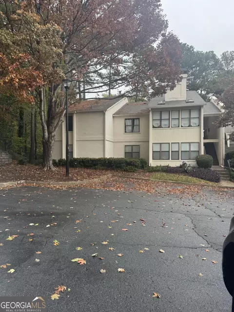 2401 Huntingdon Chase, Atlanta, GA 30350