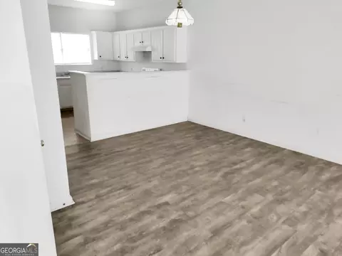 Living - 6710 Sunset Hills Blvd, Rex, GA 30273 photo 2 of 3