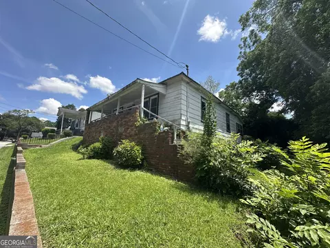 Exterior - 216 E First St, Jackson, GA 30233 photo 1 of 2