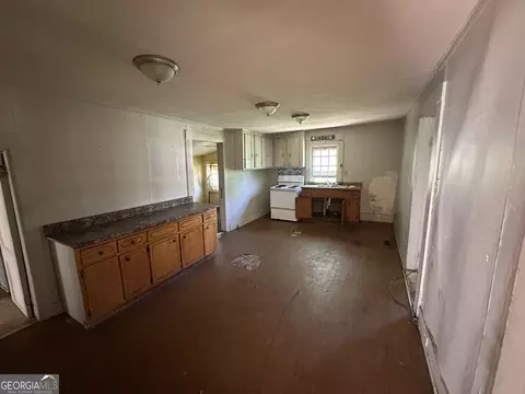 Other - 216 E First St, Jackson, GA 30233 photo 4 of 5
