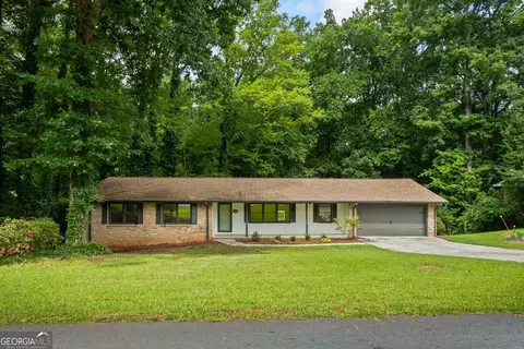 1300 White Oak St SE, Conyers, GA 30013