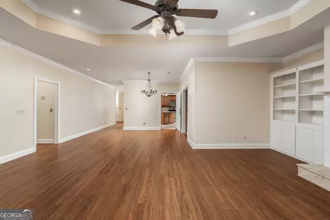 Living - 518 Eagle Springs Dr, Centerville, GA 31028 photo 3 of 6