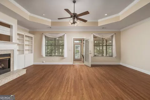 Living - 518 Eagle Springs Dr, Centerville, GA 31028 photo 4 of 6