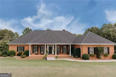4541 Montclair Cir, Gainesville, GA 30506