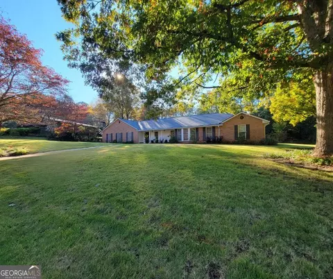 870 Hickory Oak Holw, Roswell, GA 30075