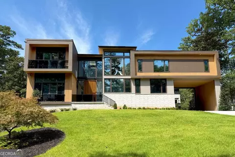 654 Longleaf Dr NE, Atlanta, GA 30342