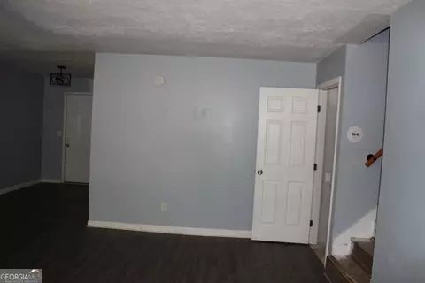 Living - 163 Terri Rd, Lagrange, GA 30240 photo 2 of 2
