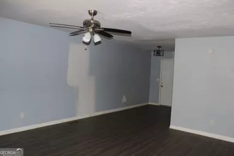 Living - 163 Terri Rd, Lagrange, GA 30240 photo 1 of 2
