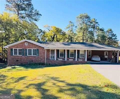 4125 Oak Ln, Douglasville, GA 30134