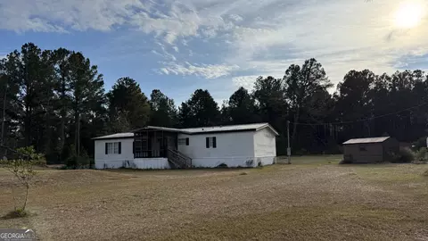 4010 Fairhaven Dr, Collins, GA 30421
