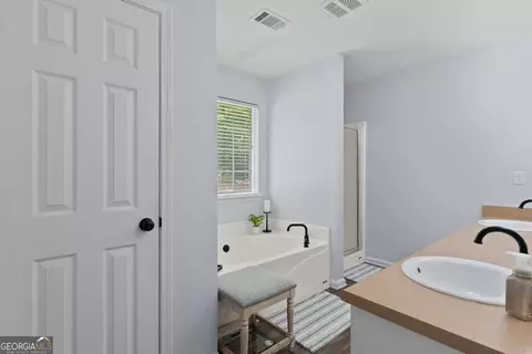 Entry Way - 320 Cobb Ct, Hampton, GA 30228 photo 2 of 3