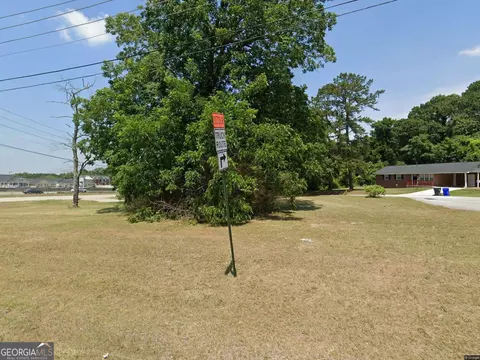 988 Huff St SW, Conyers, GA 30012