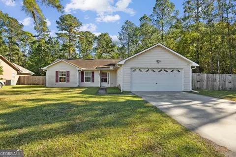 154 Huntington Dr, Kingsland, GA 31548