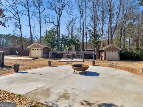 Exterior - 200 Magnolia Ct, Mcdonough, GA 30252 photo 8 of 26