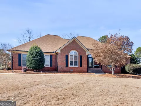 Exterior - 200 Magnolia Ct, Mcdonough, GA 30252 photo 2 of 26