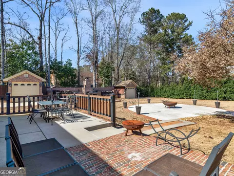 Exterior - 200 Magnolia Ct, Mcdonough, GA 30252 photo 4 of 26