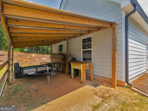 Exterior - 352 Thunderbolt Ln, Williamson, GA 30292 photo 4 of 5