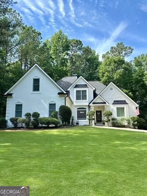 84 Woodcliff Ct, Newnan, GA 30265