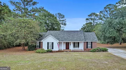 142 Cuaneta Dr, Leesburg, GA 31763