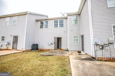 Exterior - 2256 Nicole Dr, Hampton, GA 30228 photo 2 of 2