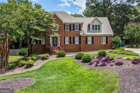 1885 Vintage Dr, Snellville, GA 30078