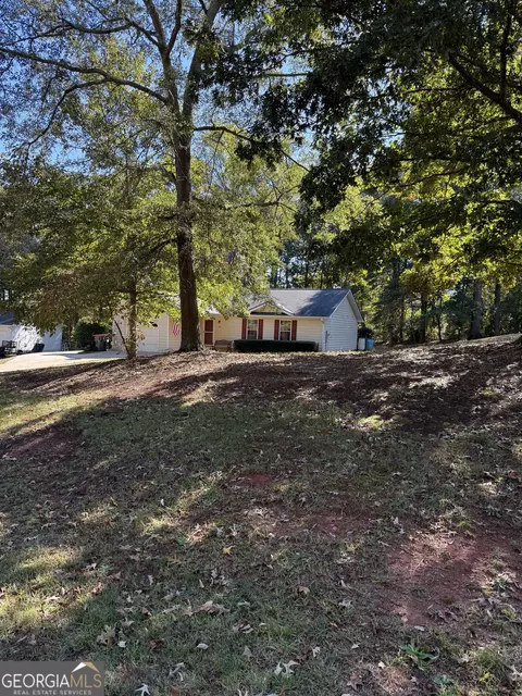 860 Ashley Ct, Monroe, GA 30655