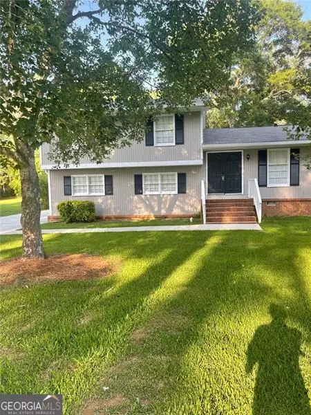 9226 Carlton Trl, Covington, GA 30014