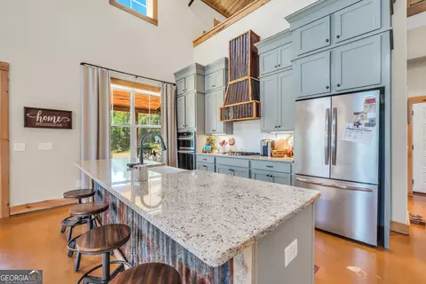 Kitchen - 239 Walters Rd, Barnesville, GA 30204 photo 3 of 10